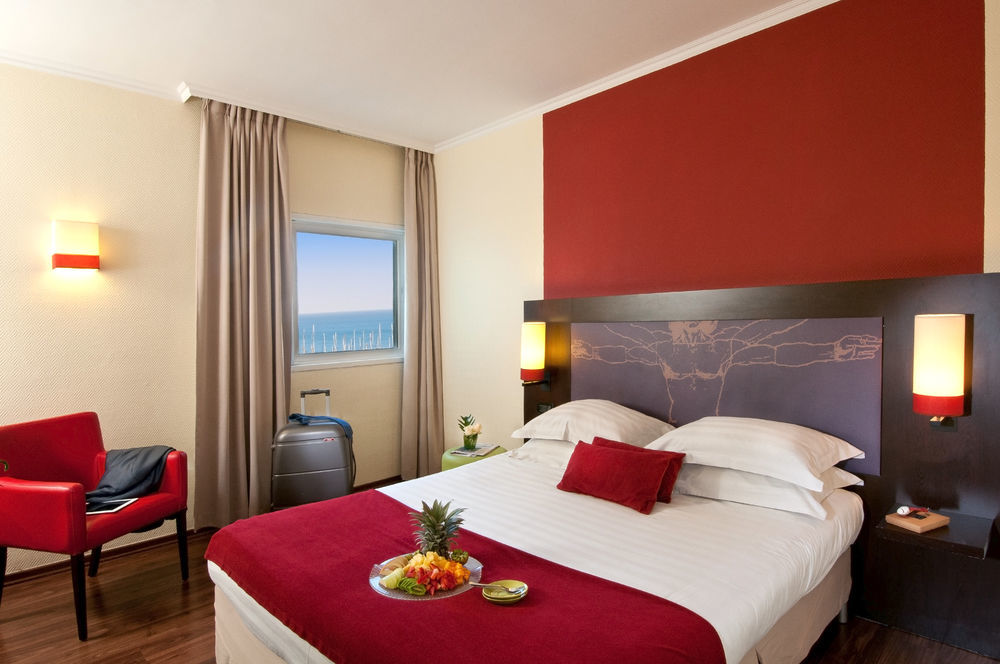 Leonardo Hotel Basel Tel Aviv Exterior foto